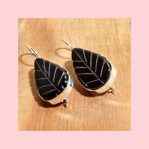 santa cruz gems Jewelry - Carved Black Onyx Earrings